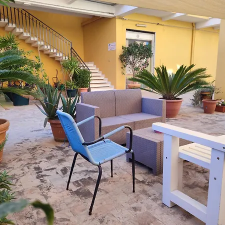 住宿加早餐酒店 圣尤菲米亚住宿加早餐旅馆 3*