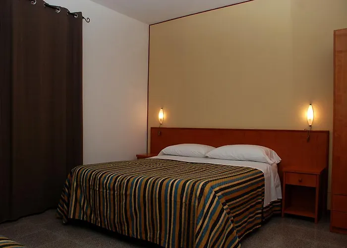 住宿加早餐酒店 圣尤菲米亚住宿加早餐旅馆 3*